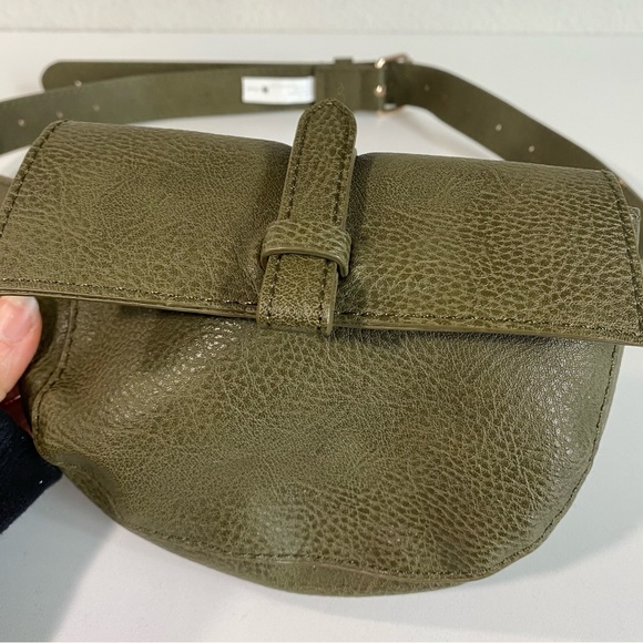 Anthropologie Convertible Belt Bag - Picture 2 of 15